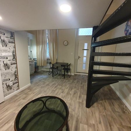Madam With Ac And The Central Location Budapest Extérieur photo